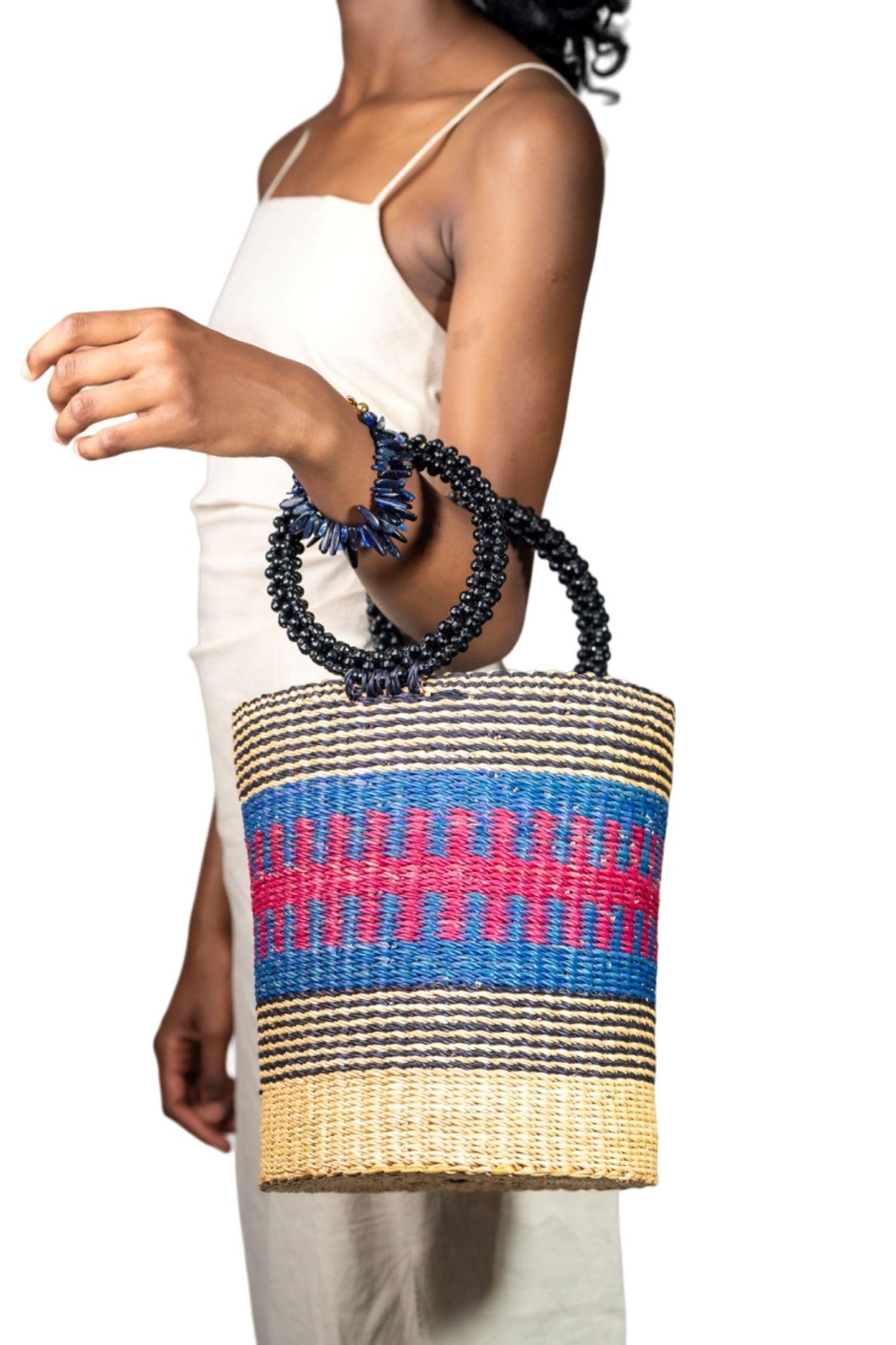 Naa Straw Bucket Bag