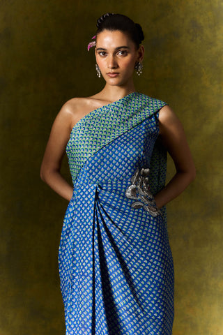 Zaroon Silk Saree Dress